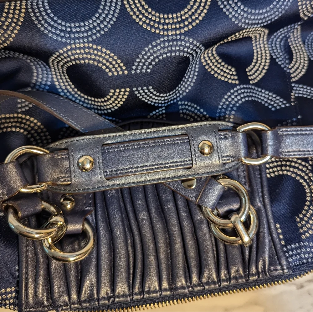 COACH Ashley Dotted Op Art Signature Satchel EUC